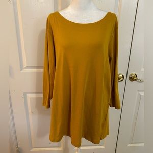 NWT Avenue gold tunic 22/24